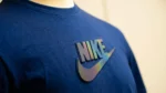 Nike Men's Navy Blue Iridescent Logo Crew Neck T Shirt (10)