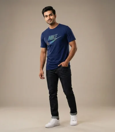 Nike Men's Navy Blue Iridescent Logo Crew Neck T Shirt (7)