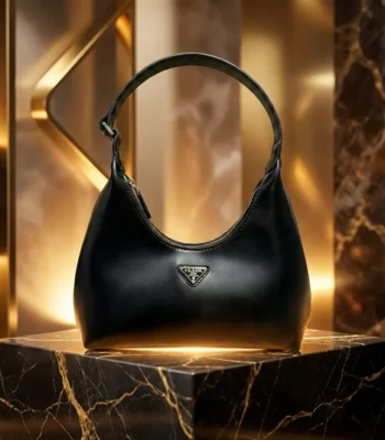 Black Minimalist Leather Crescent Shoulder Bag for Women (2)