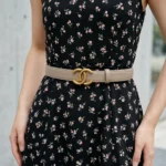 Women’s taupe leather belt with matte gold interlocking C logo buckle (4)