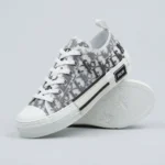 Dior B23 low top oblique sneakers in white and black (4)