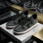 Nike SB Dunk Low Pro sneaker in grey and black suede with gum sole (3)