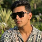 Ray Ban Men's Matte Grey Navigator Sunglasses with Polarized Dark Grey Lenses (3)