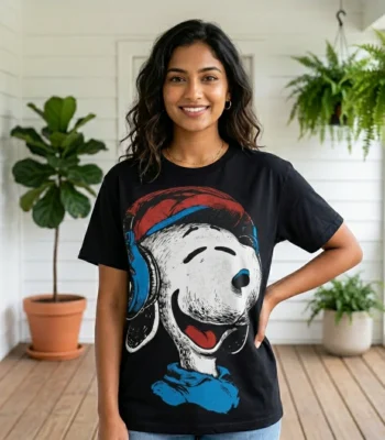 black oversized Snoopy graphic t shirt back (4)