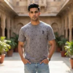 Men's grey short sleeve crew neck t shirt with B monogram pattern (3)
