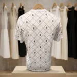 Men's white short sleeve t shirt with black dotted diamond pattern and B monogram print (2)