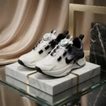 Nike mens white and black chunky sports shoes with dial lacing (3)