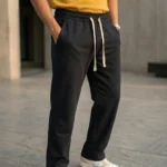en's black relaxed fit casual trousers (2)