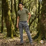 Mens grey cargo jeans with multiple utility pockets featuring an elite wash and durable construction for everyday wear. – grey cargo jeans – photo 1