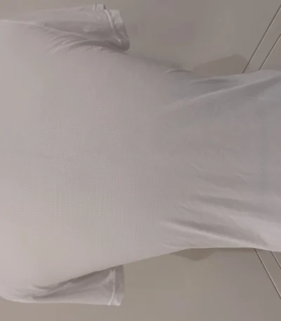 Essential White T-Shirt, A Luxurious Daily Wear Staple for Women – white t-shirt – photo 1