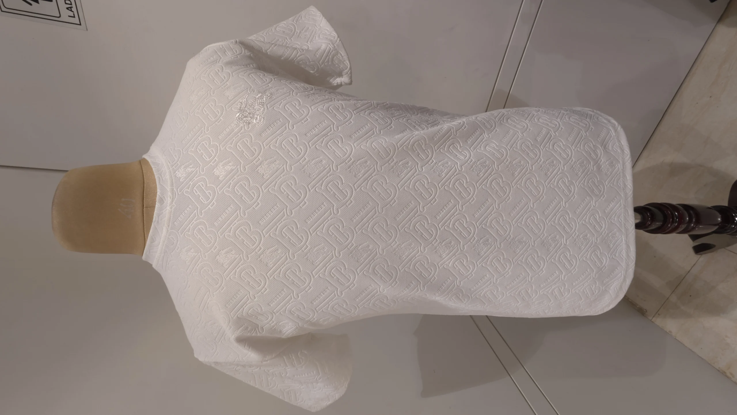 Iconic white t shirt for men featuring textured monogram design – white t shirt – photo 1