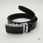 Mens black belt with shiny silver buckle – Mens black belt – photo 2