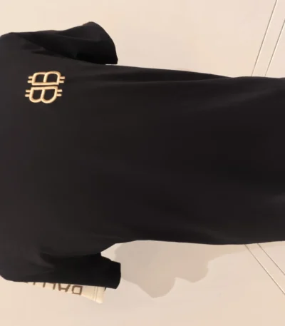 Ultimate Black T-Shirt with Statement Detailing – black t-shirt – photo 1